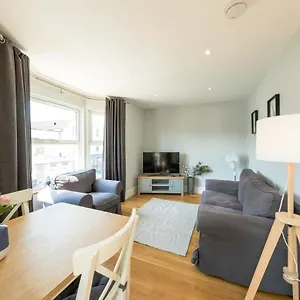 North Street - 2 Bedroom - Hopewell Bristol